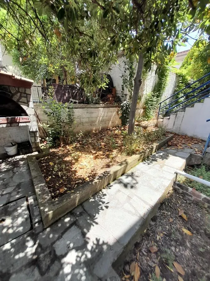 Maisonette Basilissa Nea Poteidaia